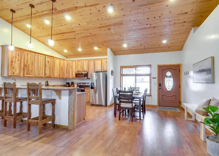 1-acre Fenced Yard: Pet-friendly Show Cabin! Сasa de vacaciones Show Low